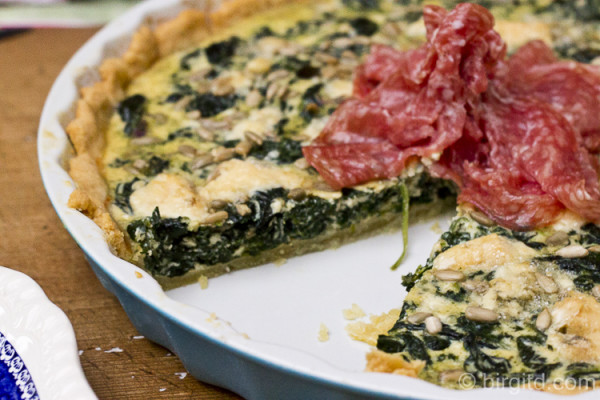 Spinat-Tarte mit Roquefort und Knusperkernen | Birgit D