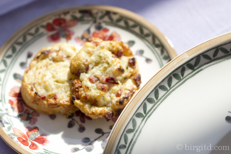 N° 30 – Bärlauchsuppe mit Blätterteig-Frischkäse-Schnecken – Birgit D