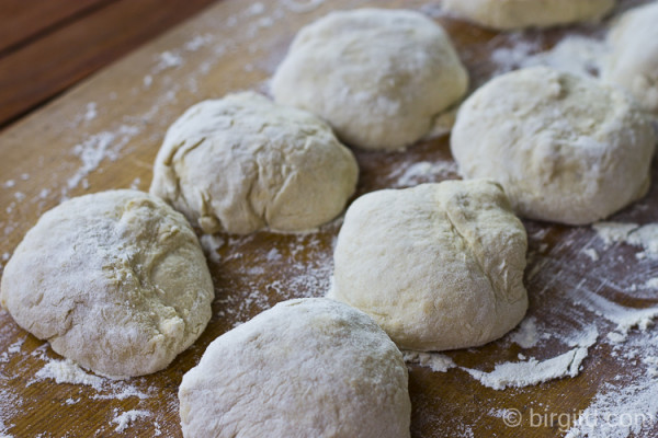 Brötchen-Sonne – der appetitliche Blickfang auf dem Grill-Buffet – Birgit D