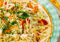 Babuschkas Weißkohlsalat mit Möhren
