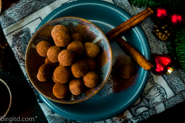 Marzipankartoffeln aus hausgemachtem Marzipan