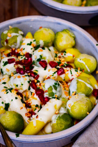 Rosenkohl mit Gorgonzolasauce und selbstgemachten Schupfnudeln