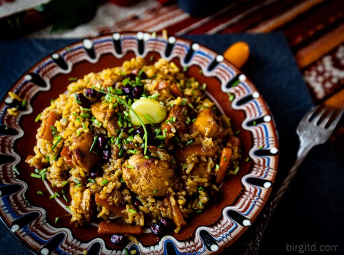 Goldener Plow mit Huhn nach Babuschkas ukrainischem Rezept